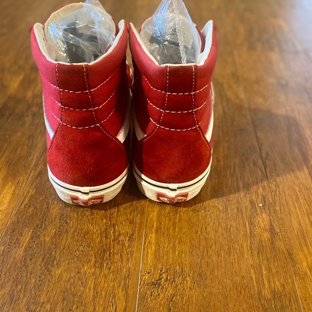 Vans - Picture 3 of 4